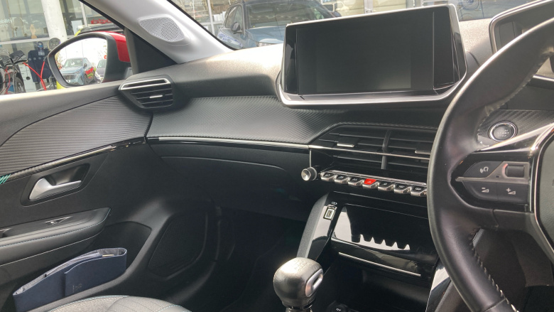 Peugeot 208 1.2 PureTech 100 Allure 5dr Petrol Hatchback